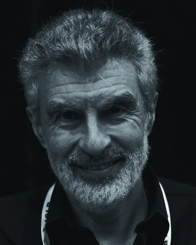 Yoshua Bengio