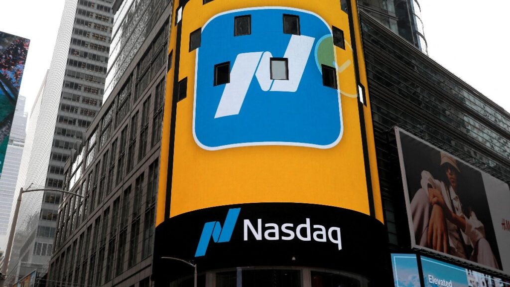 Nasdaq Hits 20 000 122418539 16x9.jpg